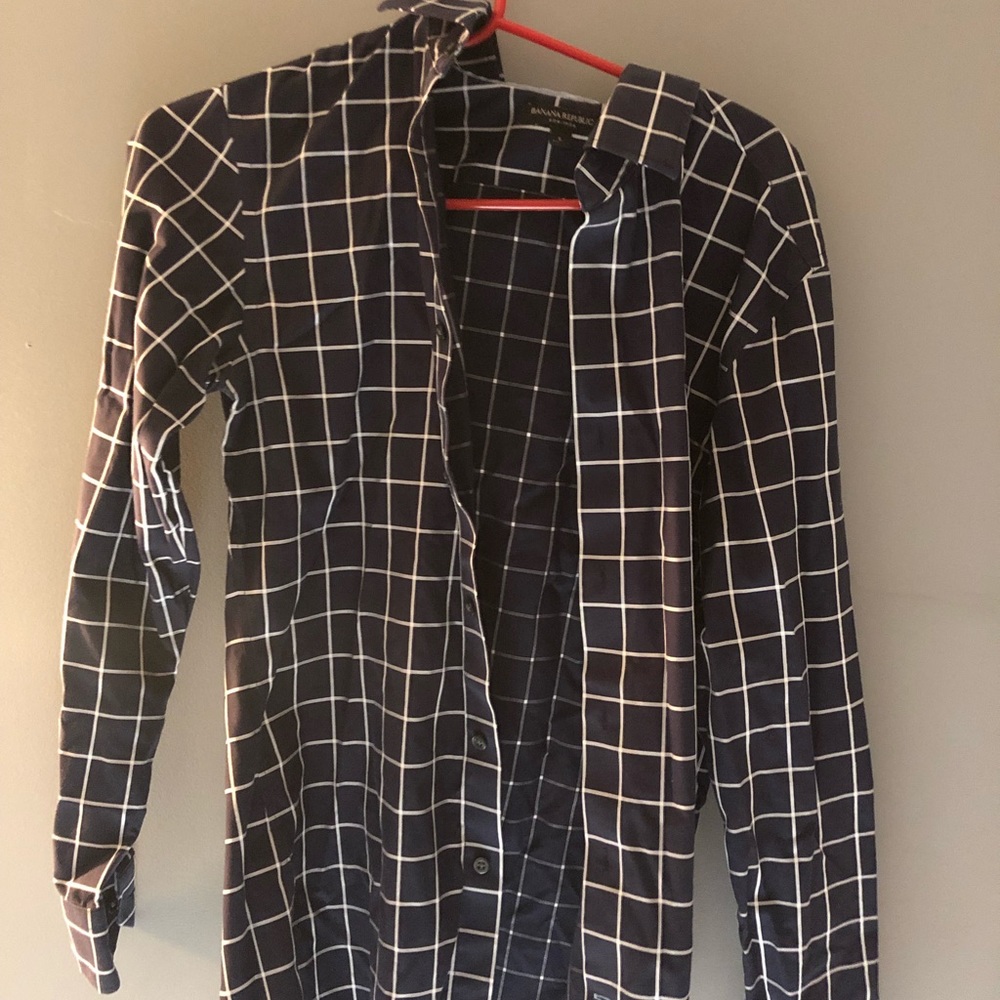 Men’s small banana republic button down shirt